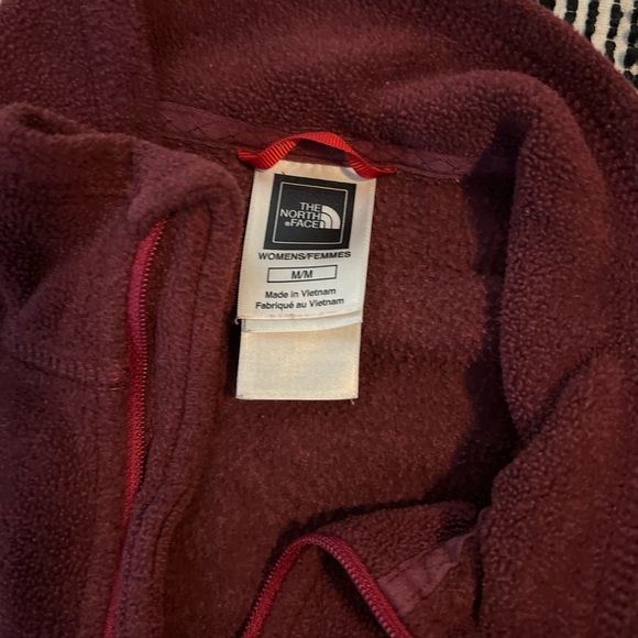 The North Face Maroon Fleece Jacket - Picture 2 of 3